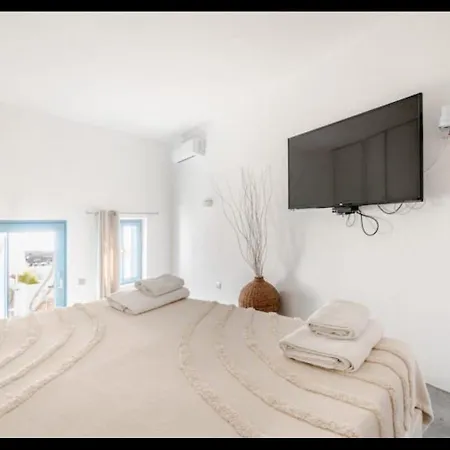 Euphoria & Deluxe Apartment
