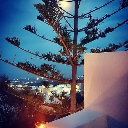 Apartment Euphoria & Deluxe Fira (Santorini)